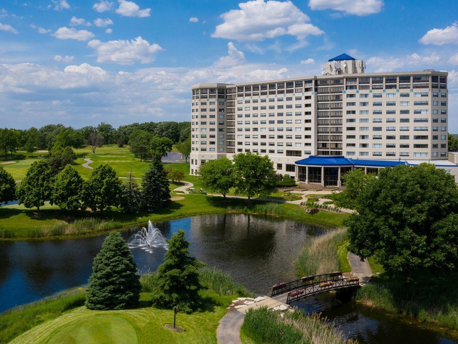 Hilton Oak Brook Hills Resort